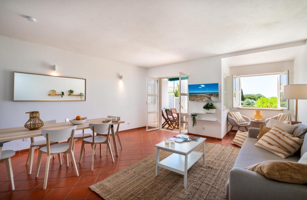 Beach Villa With Ocean View And Rooftop Cinema Guia  Exterior photo