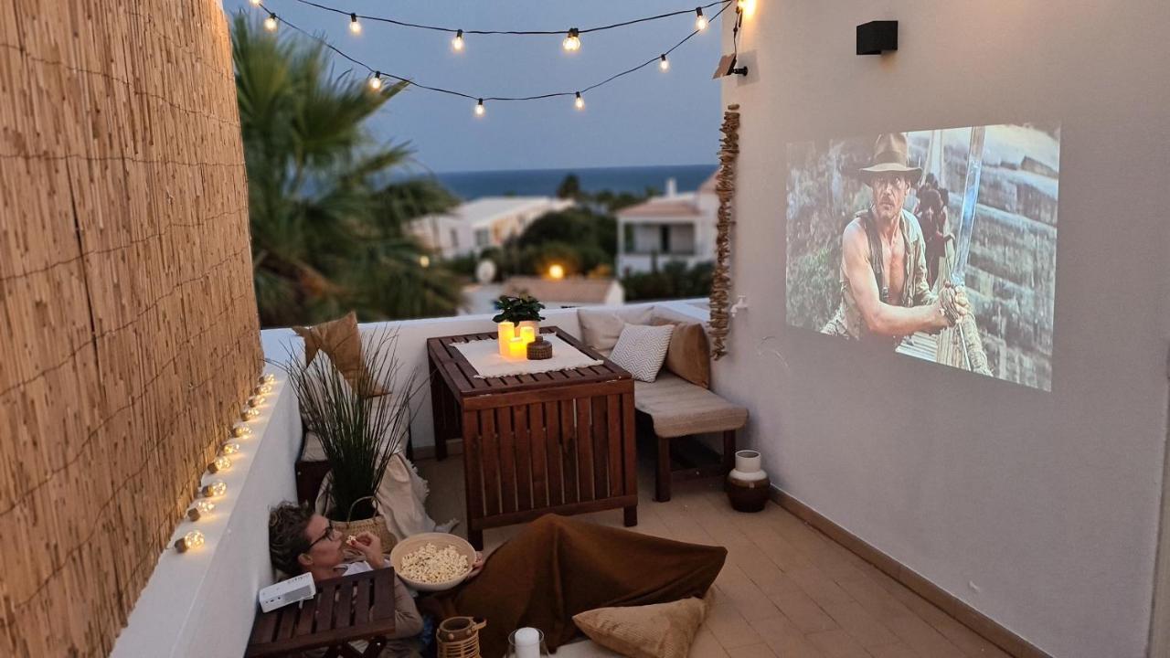 Beach Villa With Ocean View And Rooftop Cinema Guia  Exterior photo